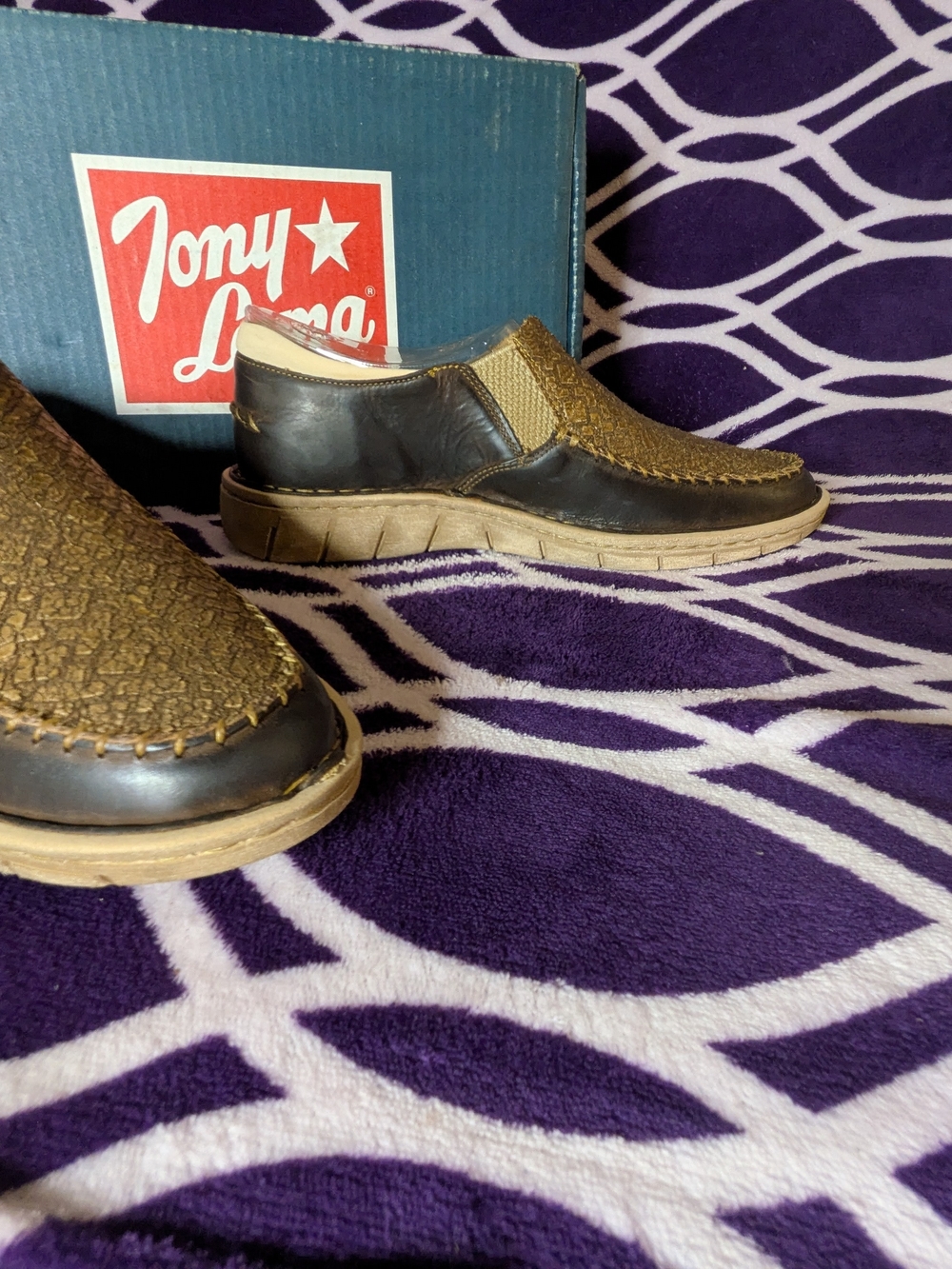 Tony Lama Slip-On Moca- loafer